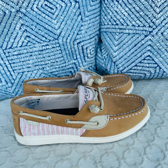 Sperry Kids Coastfish Boat Shoe - Picture 1 of 7